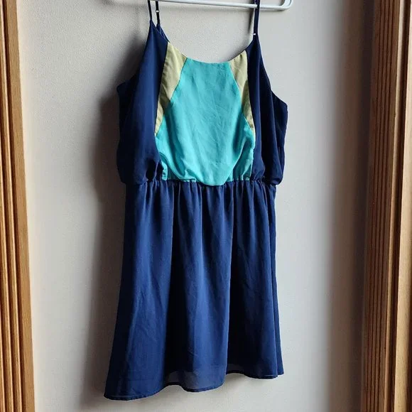Olive & Oak Lightweight Blue Dress Size Large - Picture 5 of 16